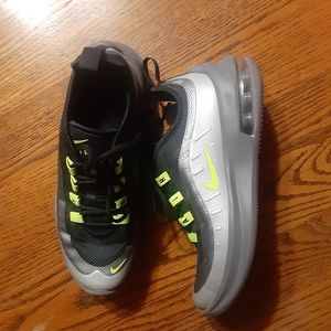 Boys nike Air max size 2